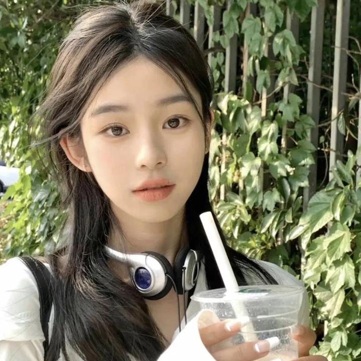 暴雨狂云